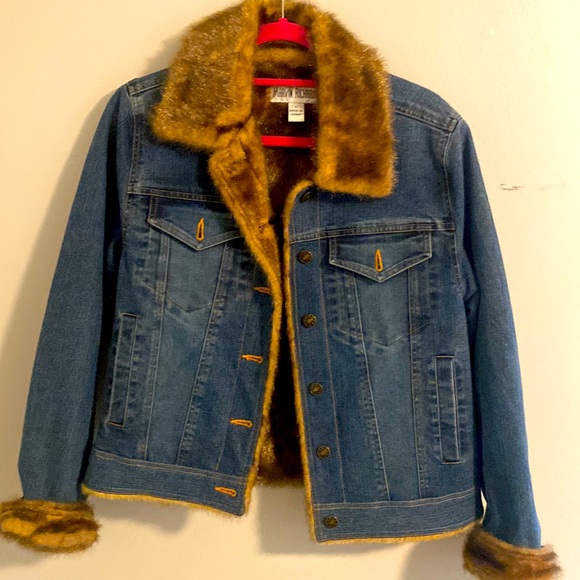 Marvin Richards Jackets & Blazers - Marvin Richards Faux FUr Lined Denim. Button Front Jacket Size Small